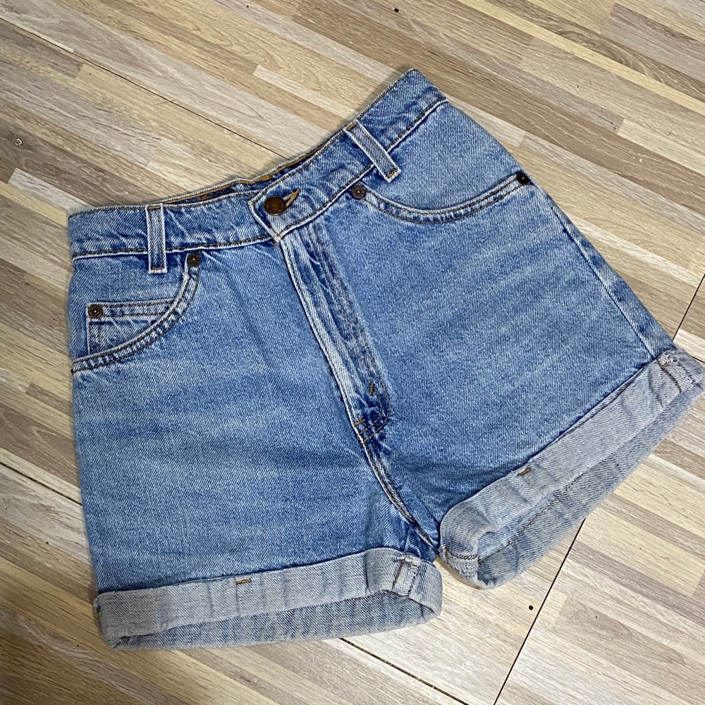 LEVI’s Vintage high waisted jean shorts size kids girls 14 slim - Picture 2 of 9